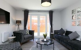 Stunning 2 Bedroom Apartment In Wallasey